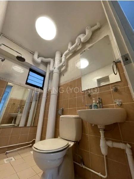 Common Room (HDB) for Rent in  460 Clementi Avenue 3 - Image 4
